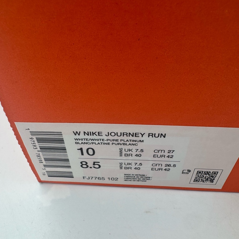 Nike Journey Run White Pure Platinum BRAND NEW Multiple Sizes - Picture 8 of 9